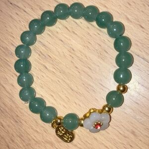 Jade Green Aventurine Bead Stretch Bracelet with Flower Accent NEW